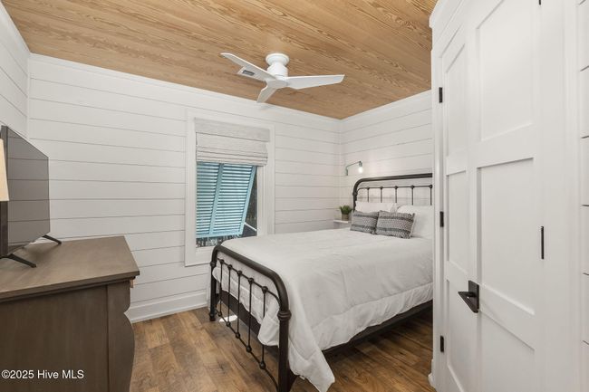 1408 Emerald Dr, House other with 3 bedrooms, 5 bathrooms and 1 parking in Emerald Isle NC | Image 23