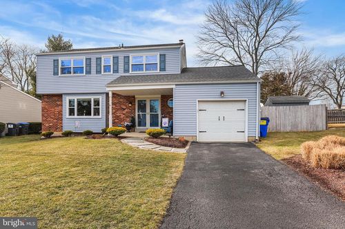 19 Westbrite Ct, Wilmington, DE, 19810-1056 | Card Image