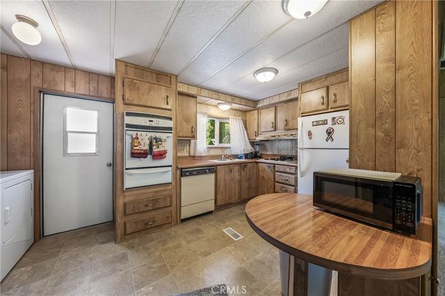 3086 Lakeview Dr, House other with 2 bedrooms, 2 bathrooms and 4 parking in Nice CA | Image 12