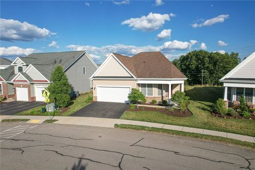 114 Gateway Dr, Pittsburgh, PA, 15237-1082 | Card Image