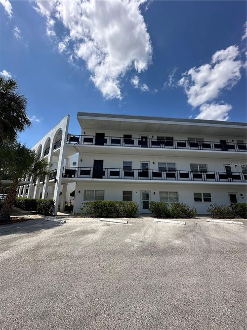 309-100 El Camino Dr, Winter Haven, FL, 33884-1610 | Card Image