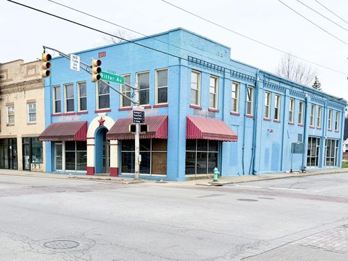 5501 E Washington St, Indianapolis, IN, 46219-6425 | Card Image