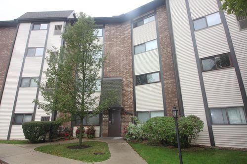 apt-103-560 Vine Ave, Highland Park, IL, 60035-2064 | Card Image
