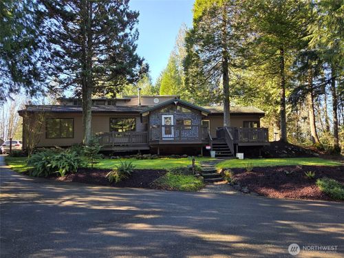 37627 W Lake Walker Dr Se, Enumclaw, WA, 98022-7606 | Card Image