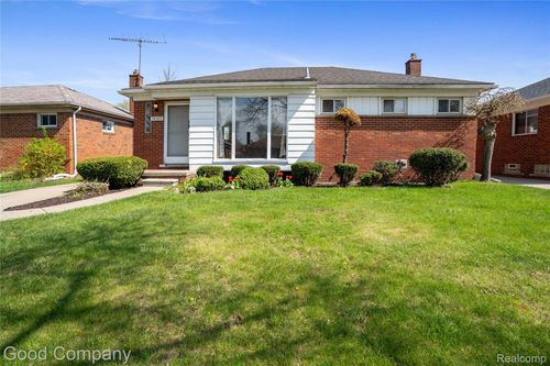 19915 Shady Lane Avenue, St Clair Shores, MI, 48080 | Card Image