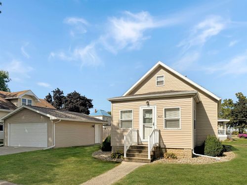 417 4th Street, Gladbrook, IA, 50635 | Card Image