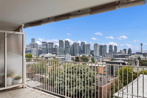 6c-525 Belmont Ave E, Seattle, WA, 98102-4866 | Card Image