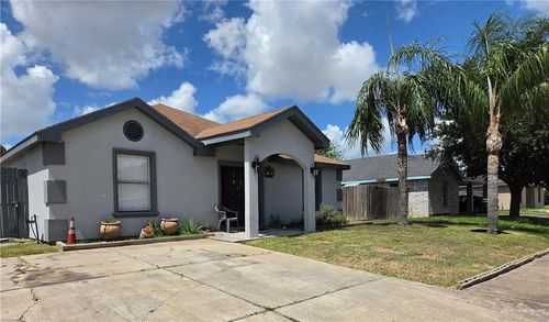 811 W Falcon Ave, Pharr, TX, 78577-9389 | Card Image