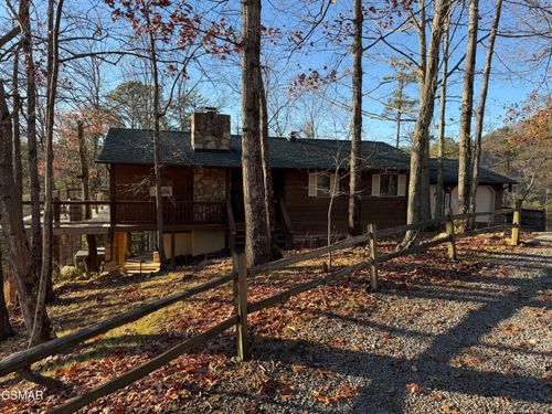 1001 Old Laurel Ln, Sevierville, TN, 37876-9247 | Card Image