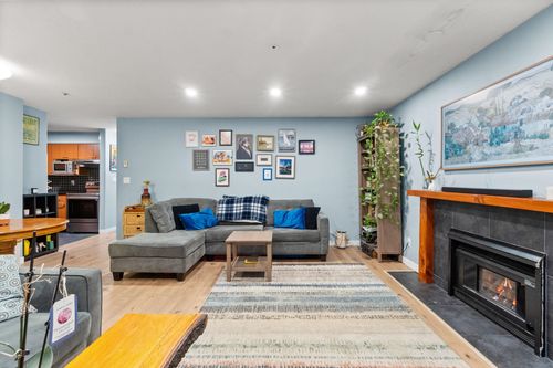 102-1689 E 4th Ave, Vancouver, BC, V5N1J7 | Card Image