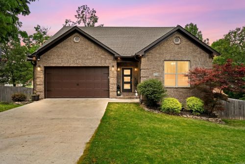 109 Sienna Lake Ln, Little Rock, AR, 72210-3705 | Card Image