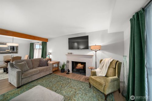 apt-26-1535 Castlerock Ave, Wenatchee, WA, 98801-6338 | Card Image