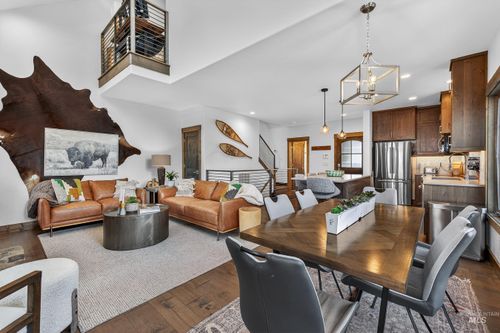 71 Golden Bar Court, Donnelly, ID, 83615 | Card Image