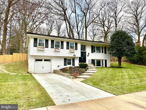 2529 W Meredith Dr, VIENNA, VA, 22181-4046 | Card Image