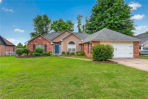 1004 Deerfield Mdw, Siloam Springs, AR, 72761-8274 | Card Image