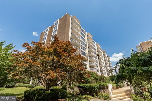 a306-1425 4th St Sw, WASHINGTON, DC, 20024-2219 | Card Image