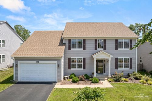 432 Bluegrass Pkwy, Oswego, IL, 60543-4023 | Card Image