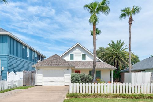 518 Corpus Christi Channel, Port Aransas, TX, 78373-4214 | Card Image