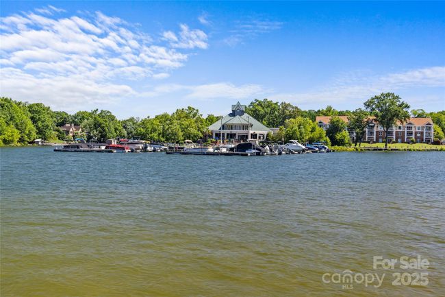 7845 Village Harbor Dr, Condo with 2 bedrooms, 2 bathrooms and null parking in Cornelius NC | Image 39