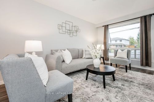 83 Katherine St, Collingwood, ON, L9Y3R3 | Card Image