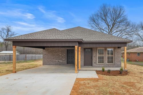 304 Markate Ave, Muscle Shoals, AL, 35661-1226 | Card Image