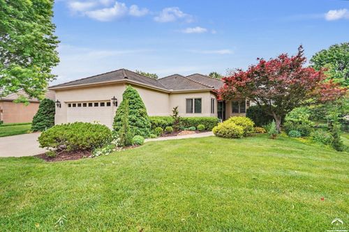5727 Villa Dr, Lawrence, KS, 66047-8302 | Card Image
