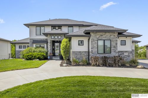 17803 Binney St, Omaha, NE, 68116-3050 | Card Image
