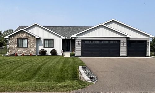 4294 118th St, Chippewa Falls, WI, 54729-6697 | Card Image