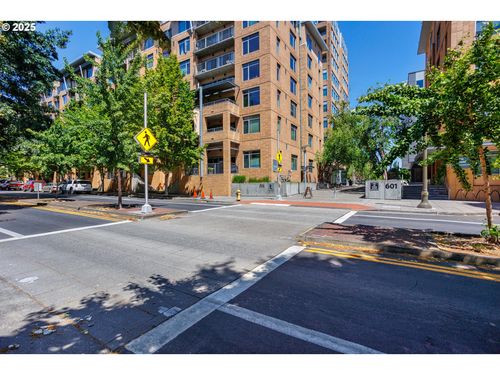 702-701 Columbia St, Vancouver, WA, 98660-3473 | Card Image