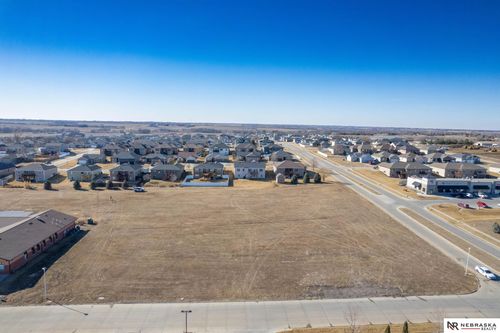 3 Woodland Blvd, Hickman, NE, 68372-9676 | Card Image