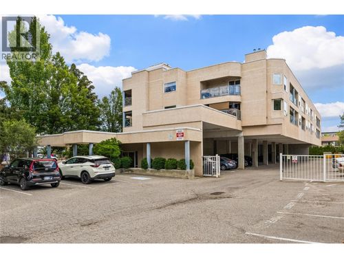 401-3115 De Montreuil Crt, Kelowna, BC, V1W3W1 | Card Image