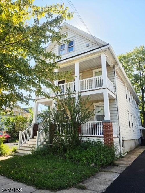 430 Magnolia St, Highland Park, NJ, 08904-2641 | Card Image