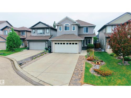 149 Sutton Close, Sherwood Park, AB, T8H0T8 | Card Image