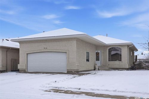 606 Giesbrecht Court, Martensville, SK, S0K2T2 | Card Image
