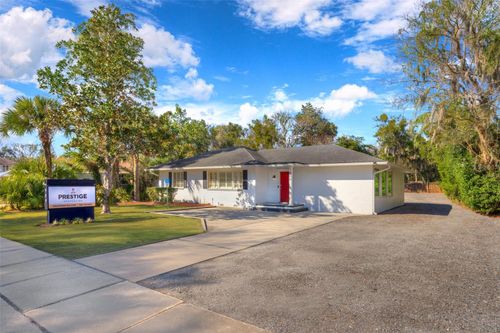 909 W New York Ave, DELAND, FL, 32720-5144 | Card Image