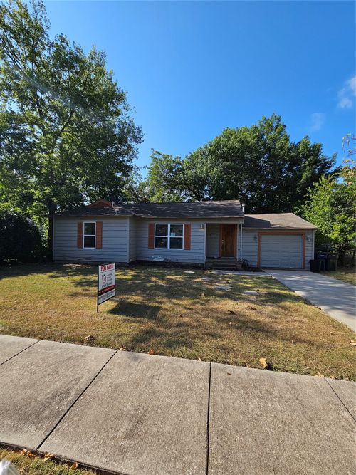 632 Freeman Dr, Garland, TX, 75040-7759 | Card Image