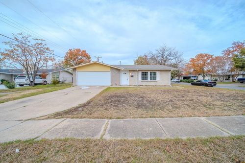 3345 High Lark Dr, Dallas, TX, 75234-2718 | Card Image