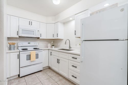 unit-155-1600 N Wilmot Rd, Tucson, AZ, 85712-4418 | Card Image