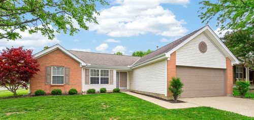 898 Pineneedle Pl, Hamilton Twp, OH, 45039-7018 | Card Image