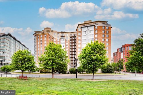 506-555 Massachusetts Ave Nw, WASHINGTON, DC, 20001-4720 | Card Image
