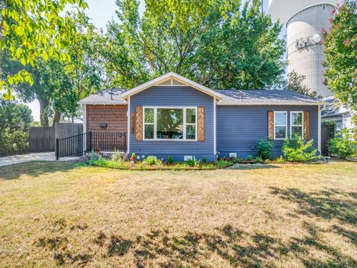 214 Franklin Ave, Mckinney, TX, 75069-7232 | Card Image