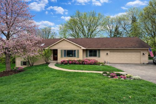 4516 Hillside Ct, Crystal Lake, IL, 60012-1867 | Card Image
