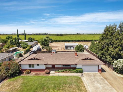 7493 E Highway 26, Stockton, CA, 95215-9703 | Card Image