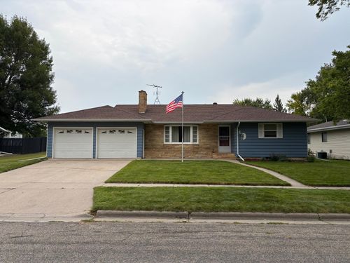 406 8th St, Hawley, MN, 56549-4624 | Card Image