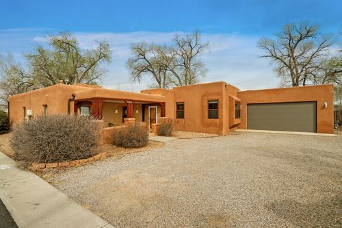 2401 Kestrel Ct Nw, Albuquerque, NM, 87107-2971 | Card Image