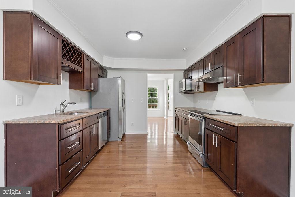 Residential in POTOMAC 3