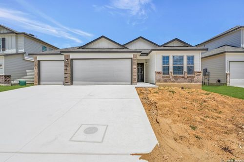 1168 Limestone Rdg, Seguin, TX, 78155-3999 | Card Image