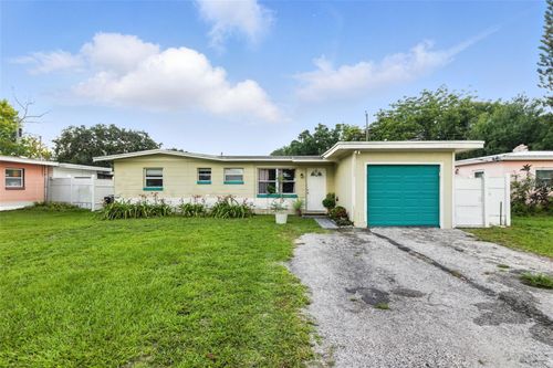 5560 93rd Ave N, PINELLAS PARK, FL, 33782-5005 | Card Image