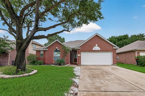 14531 Chestnut Falls Dr, Cypress, TX, 77433-5840 | Card Image