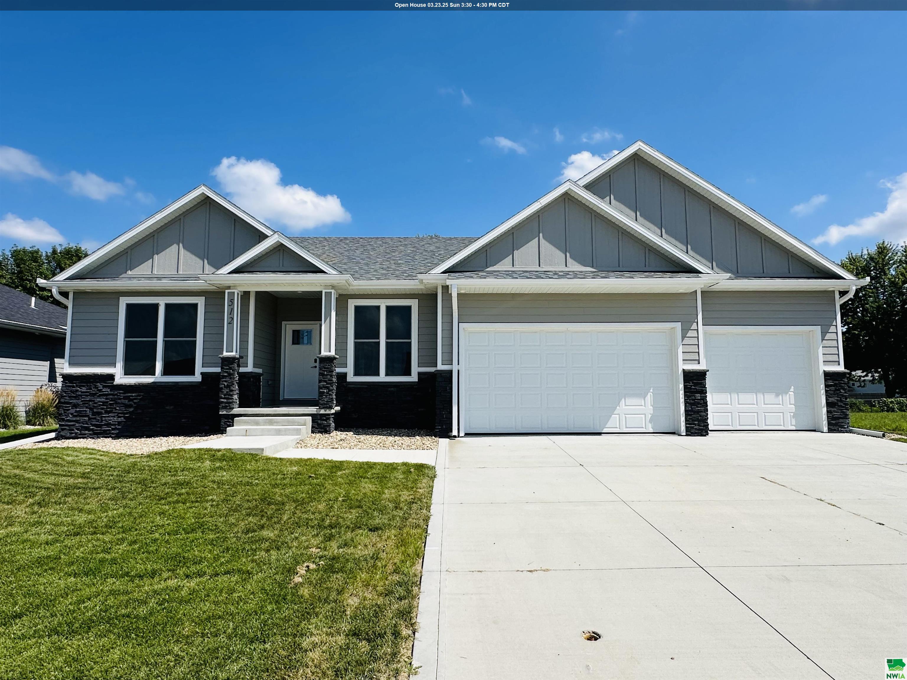 Jamie Ln, Sergeant Bluff, IA 51054